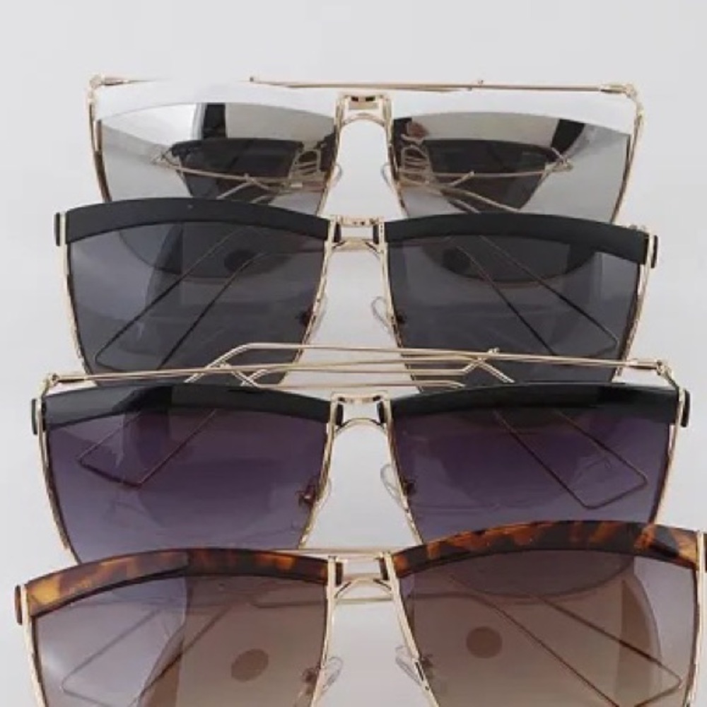 Malibu Sunglasses • White